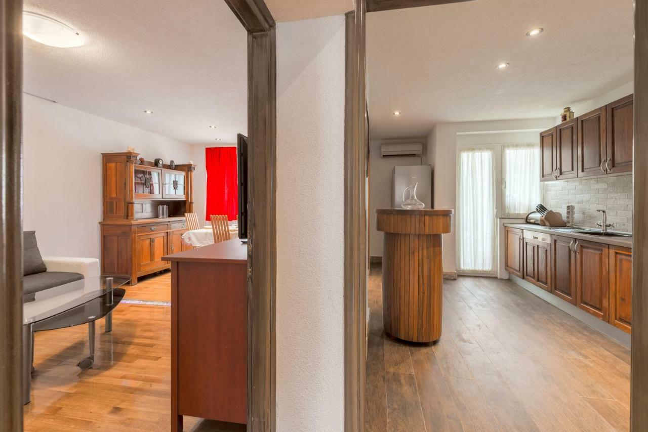 Apartment Antonia สปลิท ภายนอก รูปภาพ
