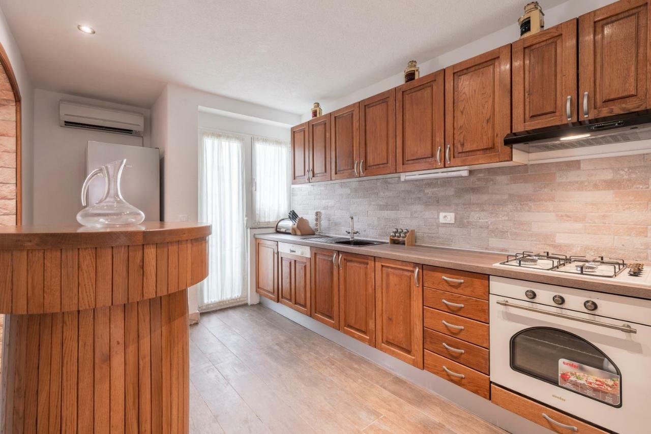 Apartment Antonia สปลิท ภายนอก รูปภาพ